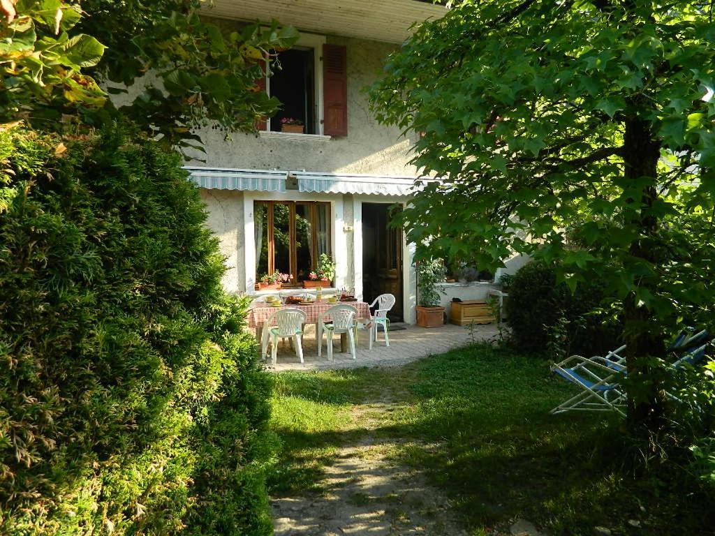 Maison De Marie Doussard Bagian luar foto