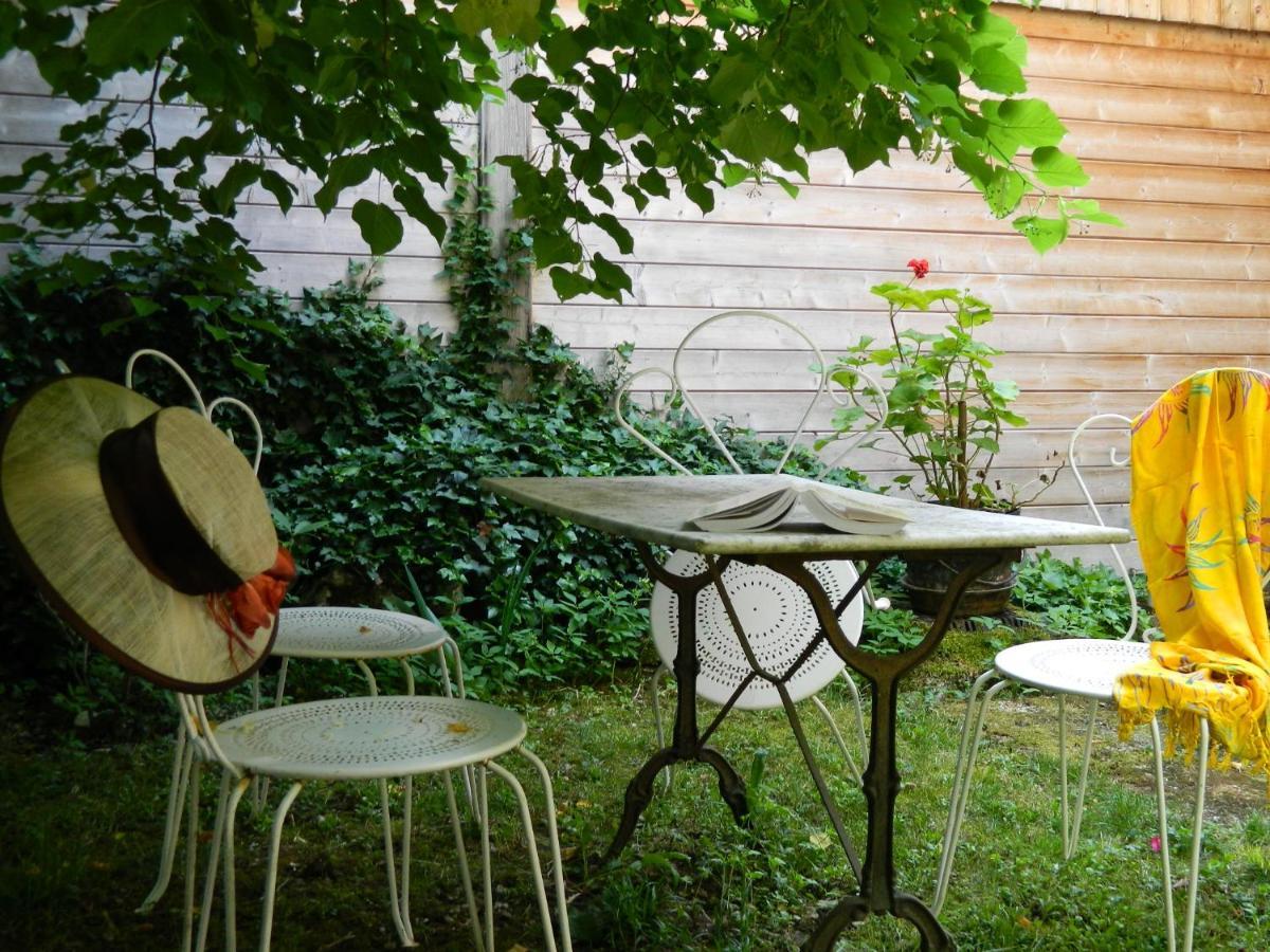 Maison De Marie Doussard Bagian luar foto